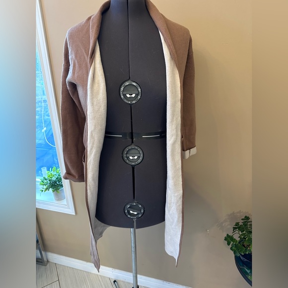 Babaton camel and cream Beekman cardigan - Picture 2 of 9